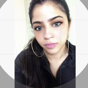 Meet your Posher, Josefina